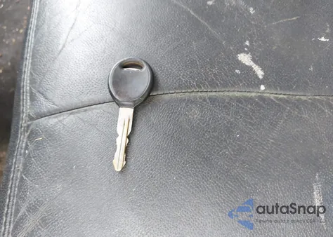 2004 Dodge Ram 1500 Slt/Laramie from USA, damaged, VIN 1D7HA18D14S689687